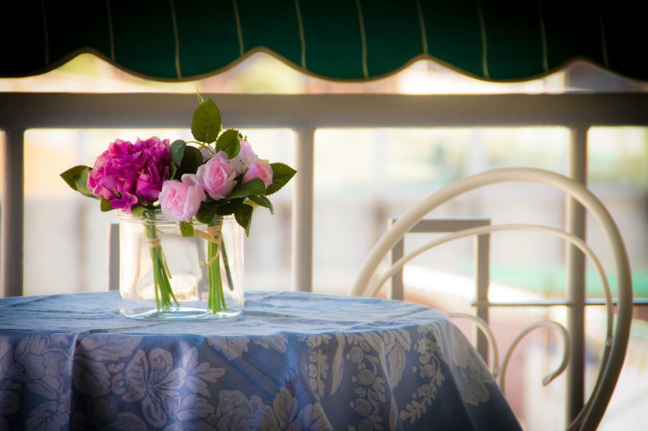キアーヴァリ Ca Do Franco Bed & Breakfast エクステリア 写真